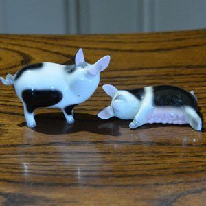 Black and White ceramic pigs Set of 2